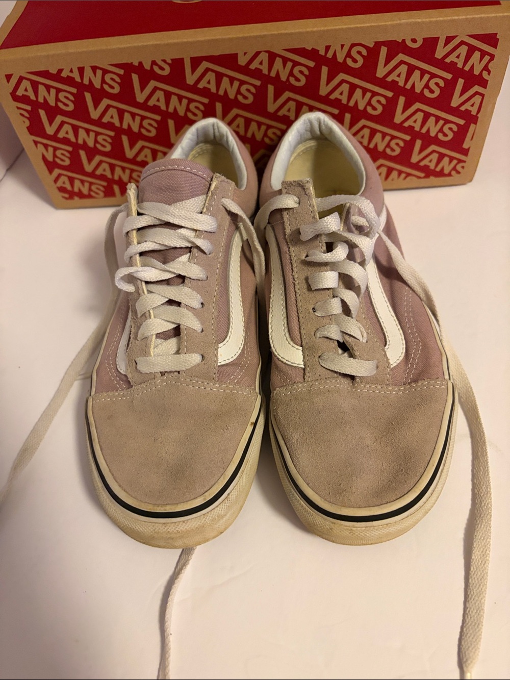 Vans Old Skool Sneakers in Lavender and White with White Stripe